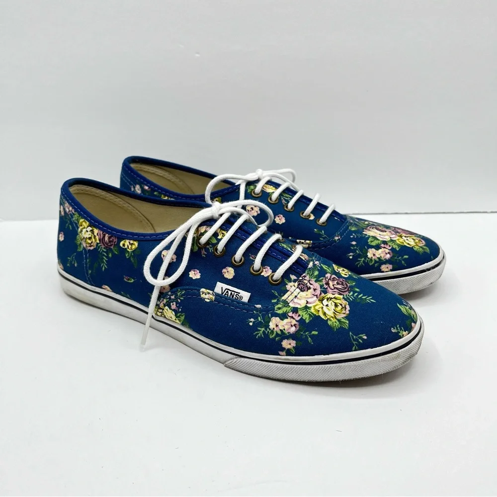 Vans cute pair